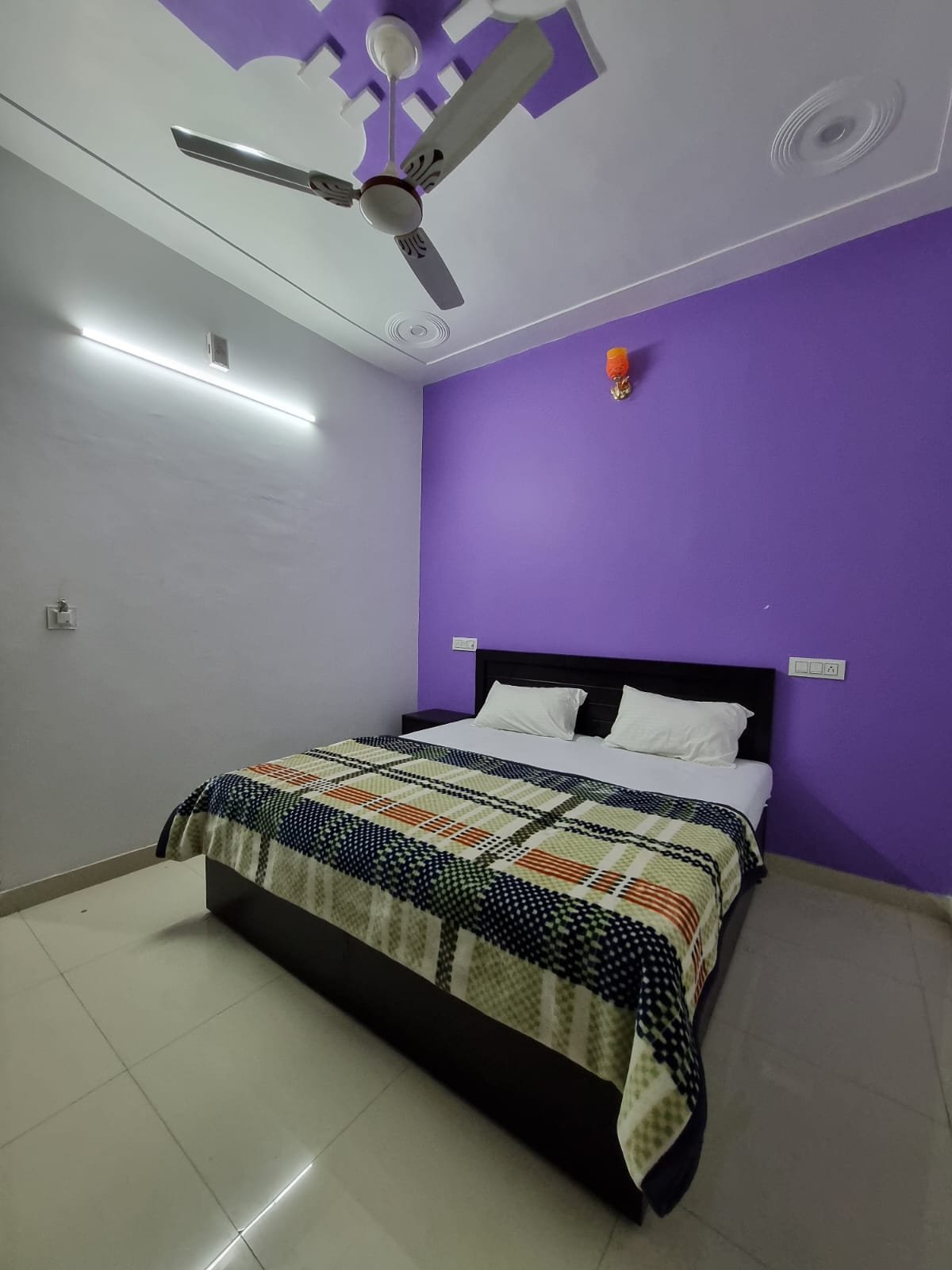 Non-AC Room interior